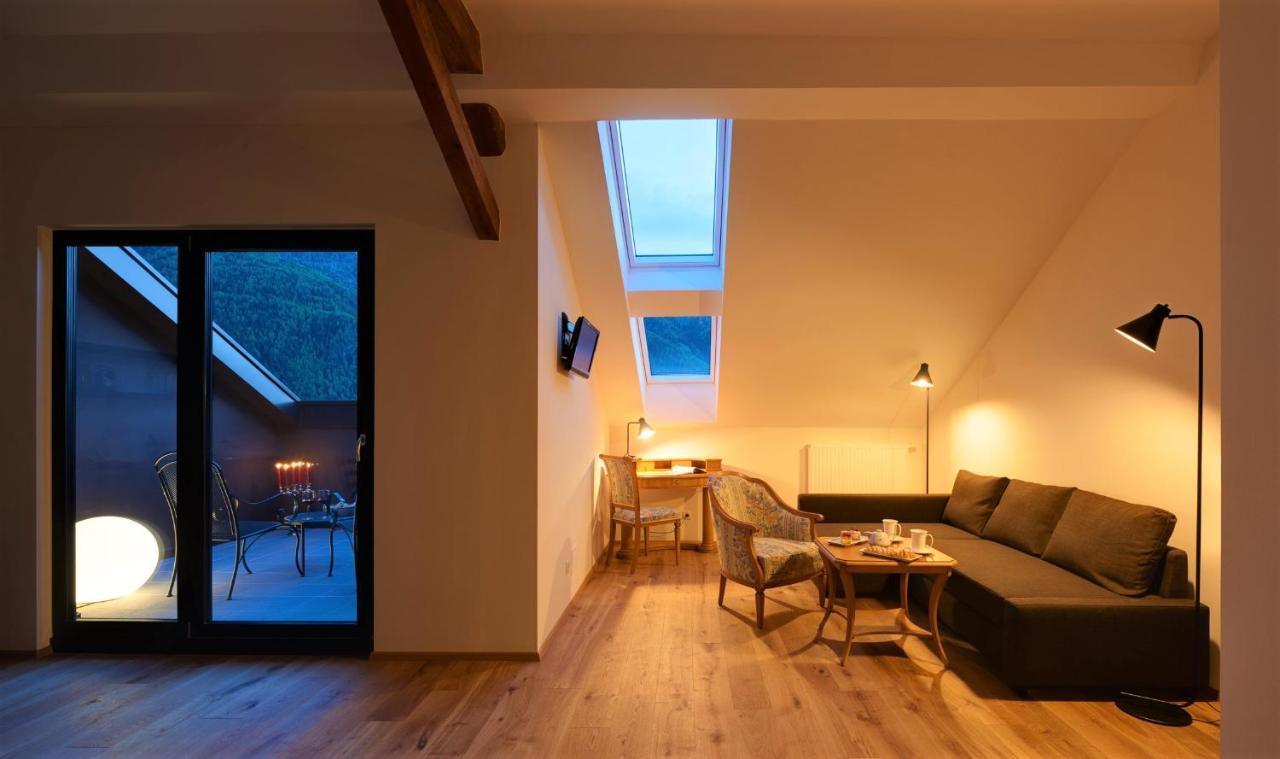 Historic Guesthouse Bircher B&B Apartments Near Sterzing Campo di Trens Ngoại thất bức ảnh